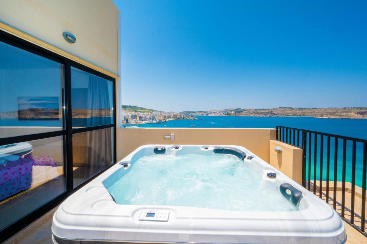Islet Promenade Seafront Penthouse With Breathtaking Seaviews And Private Hot Tub On The Large Terrace By Getawaysmalta Apartment St. Paul's Bay Ngoại thất bức ảnh